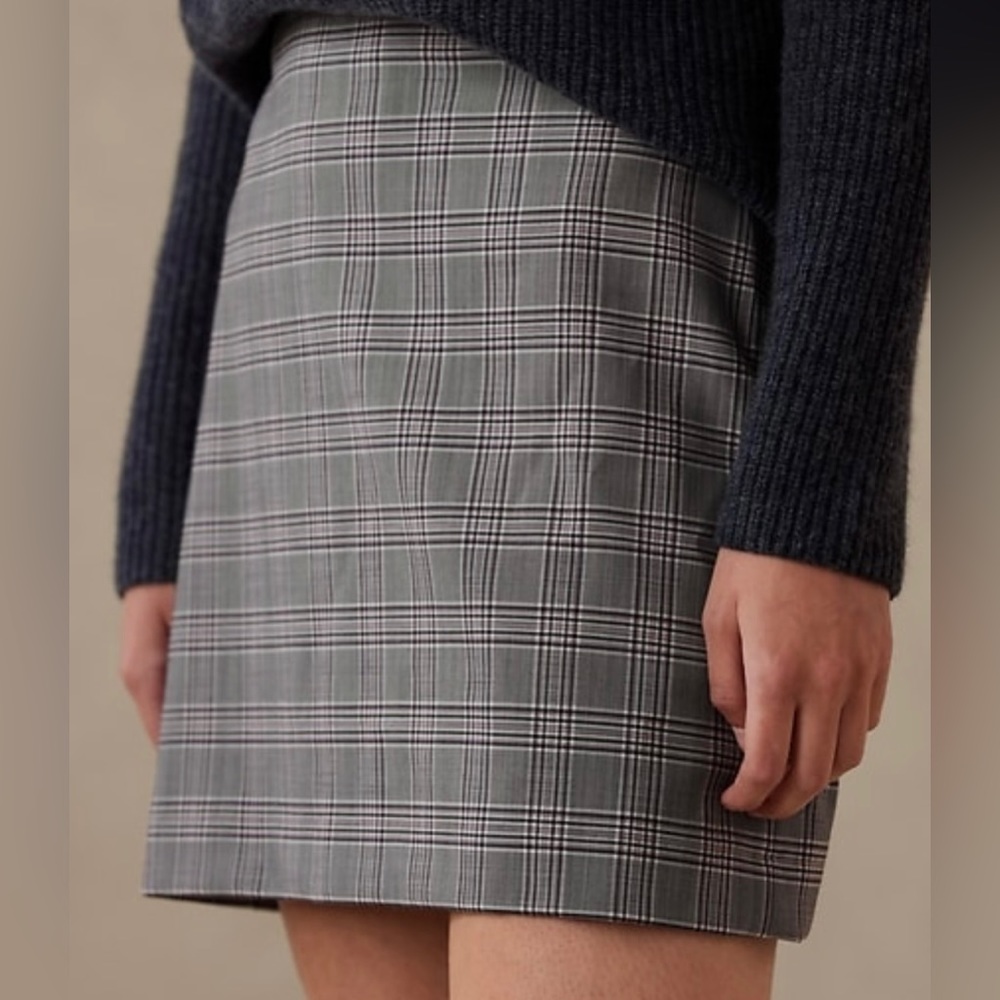 Banana Republic Plaid Black and White Wool Blend Mini Pencil Skirt Size 10‎